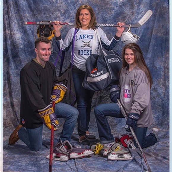 Meet your Posher, Christie - Picture 2 of 4